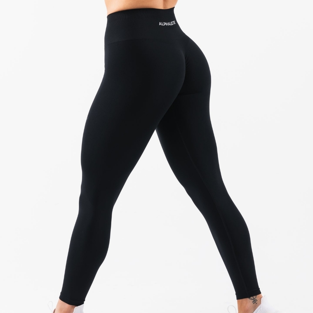 EUC Amplify Gravity Black Ultra-High Rise Legging Size Small!!
